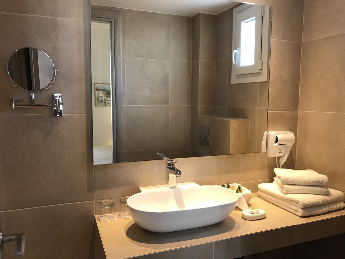 Sailor'S Nautical Concept Hotel Ligoneri Buitenkant foto